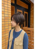 まわりと差がつく丸みショートボブ×モカブラウン