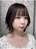 顔周りレイヤーボブレイヤーカットハイトーンヘーゼルベージュ