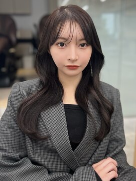 ソラ 広尾店(SORA) ロングレイヤー/ダークグレー/顔周りカット