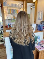 ギャラクシー ヘアードレッサーズ(galaxy hairdressers)&nbsp;バレイヤージュベージュカラー