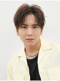 メンズセンターパート七三分けパートニュアンスパーマ刈り上げ