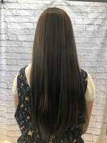 ミーティア バイ クアトロ(Meteor By QUATRO) ロングスタイル グレージュカラー