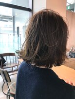 マイティ バイ エイチ(mighty by H)&nbsp;【mighty】グレージュ×切りっぱなしBOB