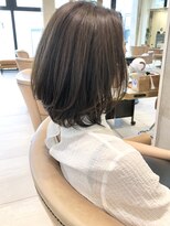 小顔、オリーブカラー、ハイライトカラー、セミウェットウェーブ