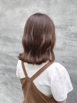 スイート ヘアデザイン(Suite HAIR DESIGN) アッシュベージュ と外ハネボブ