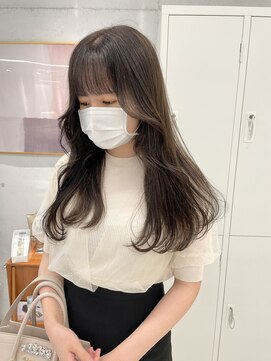 ローウェ 渋谷(Louwe) 透明感たっぷりチョコブラウン