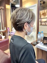 キー(kｅｙ)&nbsp;右のハートマークを押すとヘアスタイルを保存できます→