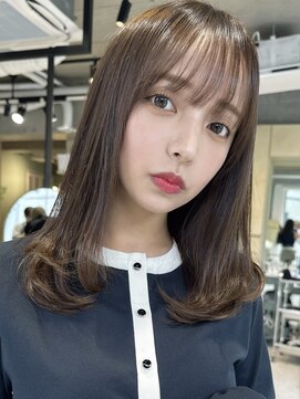 ティア(Tia.) 縮毛矯正/髪質改善トリートメント/ミディアムヘア/グレージュ