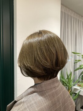 キー(KEY) グラデーションボブ