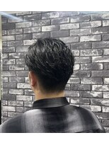 プラウド(PROUD)&nbsp;ワンカールパーマ　田町　理容室　顔剃り　床屋　七三