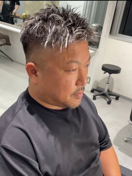 メンズサロン キング 梅田店(Men’s salon K!ng) 波巻きツイストスパイラルパーマ/フェザーパーマ/眉毛/メンズ