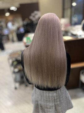 リー ヴィータ 上新庄(Lee Vita) 都会クオリティのホワイトベージュ☆