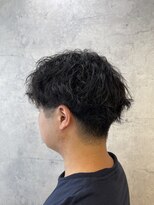 アフィナー 上大岡(Afinar) ツイストスパイラル 男らしさ引き立つ2ブロックメンズパーマ