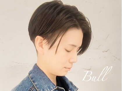 クレメント サロン ブル(Clement Salon Bull)の写真