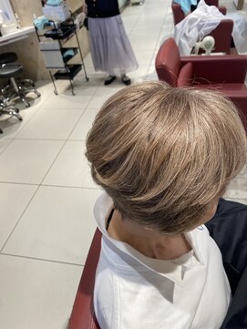 アミリアバイザザ(amiliea by ZA/ZA) 大人のハイトーンショート