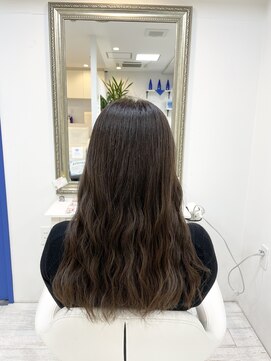 アルターシェリー(aL-ter che'rie) クレージュカラークラゲヘアー/ココアベージュ/オリーブグレー