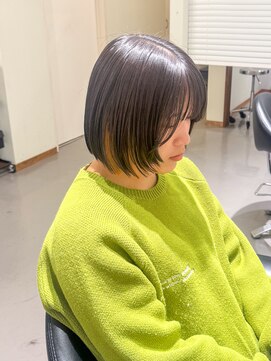 クリック(Click) 黒髪/クラゲヘアー/オリーブグレー/小顔/ココアベージュ/小倉