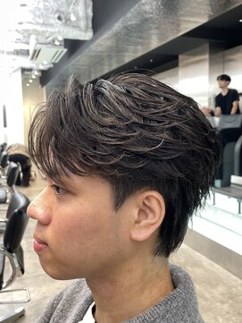 フィフスパーク(fifth PARK) 渋谷フェザーパーマセンターパート色気ニュアンスパーマ毛流れ