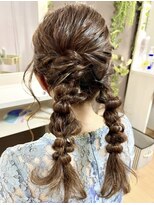 ジェミータ 横浜&nbsp;ツイン編み下ろし【横浜/ヘアセット/ヘアメイク】