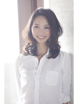 コージー リゾート バイ アンツ 茅ヶ崎駅前店(cozy resort by ANT'S) 外国人風 透け感ミディアム