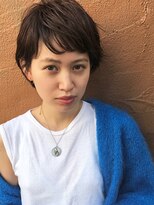 コス(kos) パーマで柔らかく見せるマッシュショート