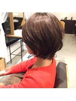 バンクス(BANKS)&nbsp;寒色系でもツヤが出るカラー