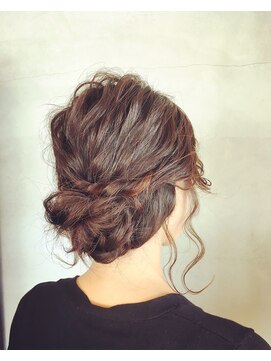 フラッシュ ヘアーアンドスキン(Flash hair&skin) ＃結婚式ヘア＃シンプルアレンジ