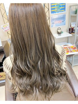 アールモンドヘア新世界 くすみcolour