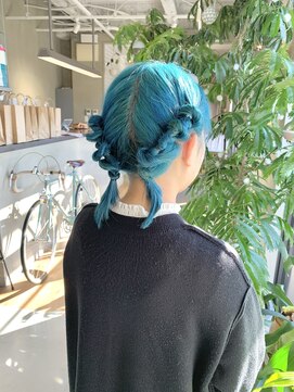 ニキータ(Nikiita) ターコイズブルー　B1557