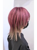 ローズピンク×ミルクティーベージュのショートウルフ