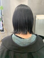 テトヘアー(teto hair)&nbsp;ウルフカット、暗髪、グレー、ボブウルフ