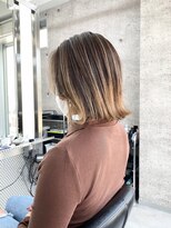 イキ 表参道(iki omotesando)&nbsp;ミディアムヘア/スラッシュ/グレージュカラー/デザインカラー