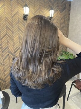 トッカ 河原町店(tocca) 【大人女子のアッシュベージュ】