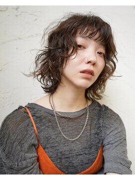 アペロ 柏(Apero) nuanceミディアムウルフパーマ