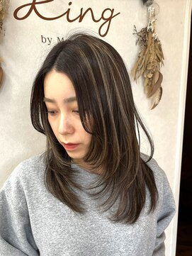 リングバイモアムー(Ring by Moremuu) issy ハイライトレイヤー