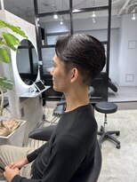 刈り上げショート センターパート ニュアンスパーマ