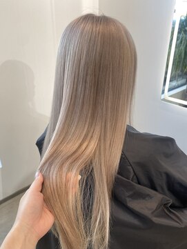 クオン 伊勢崎(QUON.) 大人ガーリー／チョコレート/モード／プリカール