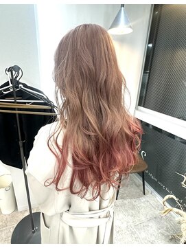 シェノン(Chainon.) ピンクベージュ　エンドカラー　ブリーチデザイン　博多