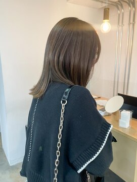 サロン シー(salon sea) salon sea ヘアカラー 明るめオリーブ