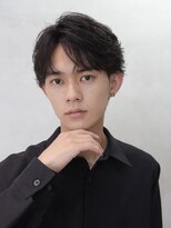 バイフィフス 原宿/表参道(by fifth)&nbsp;センターパートフェザーパーマニュアンスパーマツーブロック