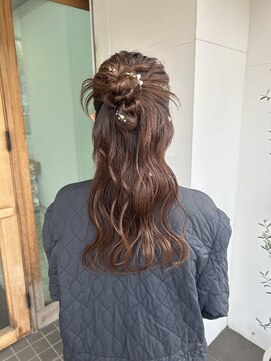 ハーフアップゆるふわカチモリ