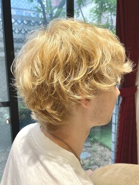 クセ毛ショート