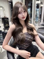 シティ(CITY)&nbsp;韓国ヘア　レイヤーカット　顔まわりカット　グレージュ