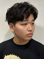 カーム(calm)&nbsp;MEN’S HAIR/波巻きツイスパ/リバースセンターパート/鹿島田