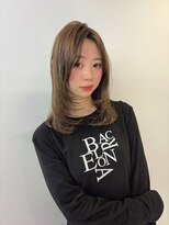 シーバイスリー 綱島(C×3)&nbsp;レイヤーカット×オリーブベージュ相性抜群