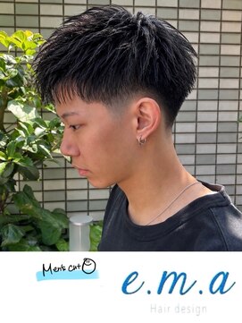 エマヘアデザイン(e.m.a Hair design) スパイキーショート