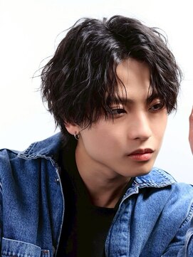 ルーシー 名古屋栄(LUCEY) センターパートニュアンスパーマフェザーパーマ波巻きパーマ