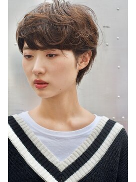 ヘアーアンドメイクトラスト(HAIR&MAKE TRUST) ショートヘア/ショートボブ/ベージュカラー/イルミナカラー