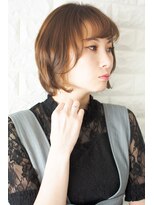 ノイン(noine)&nbsp;ヘアオイルをすっと通すだけで、こなれ感が一気に出ます。