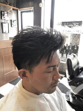 エムズアルカディア(M'Z ARCADIA) 束感アップスタイル